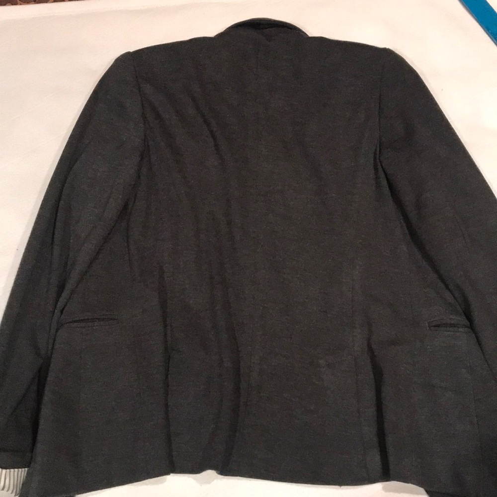 Blazer charcoal gray pinstripe XS EUC - Picture 7 of 8